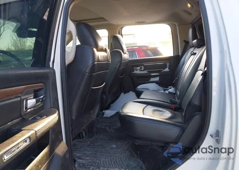 2017 Ram 2500 Laramie 4X4 6'4 Box z USA, uszkodzony, nr VIN 3C6UR5FL4HG647795